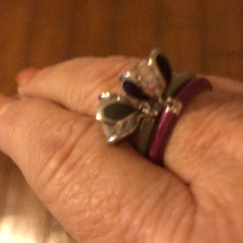 Rings - Picture 2 of 7